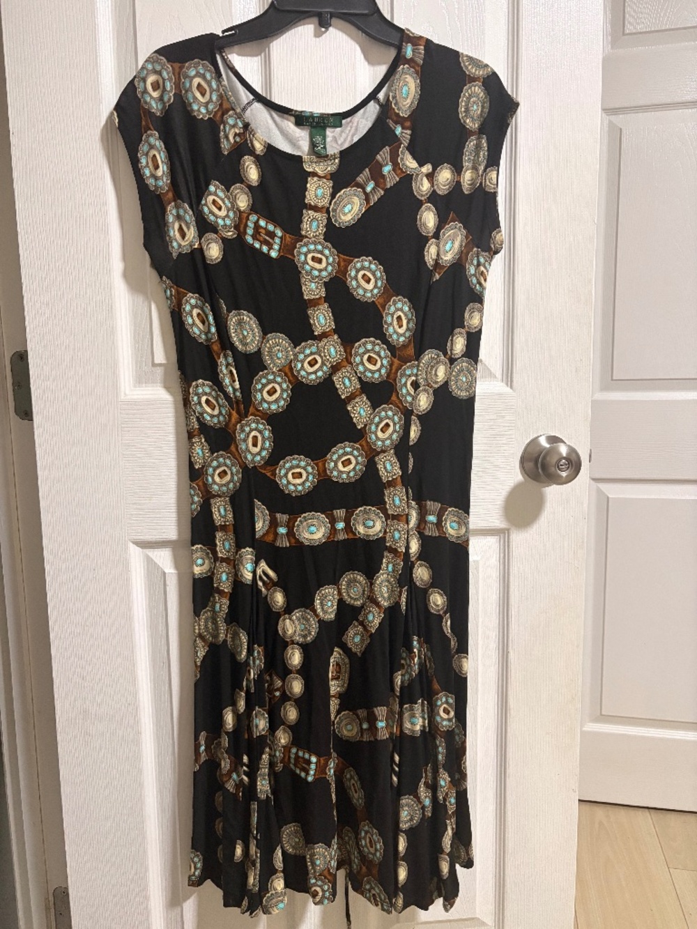 Women’s dress